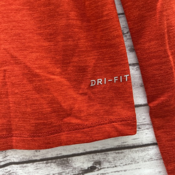 Nike Running Dri Fit 1/4 Zip Long Sleeve Shirt Athletic Thumb Holes Womens M - Picture 11 of 13